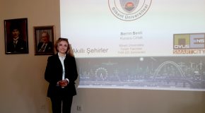 Think-Tank Founder Gives Seminar on Making Turkey’s Cities “Smart”